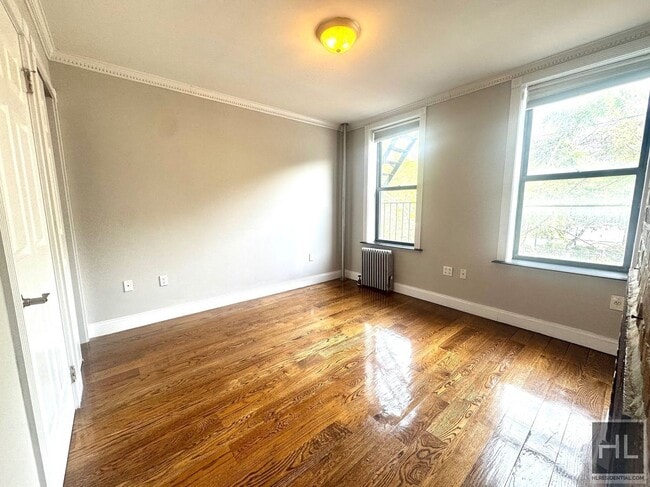 Avenue A in New York, NY - Building Photo - Building Photo