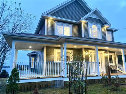 property at 18 Hanlons Rd