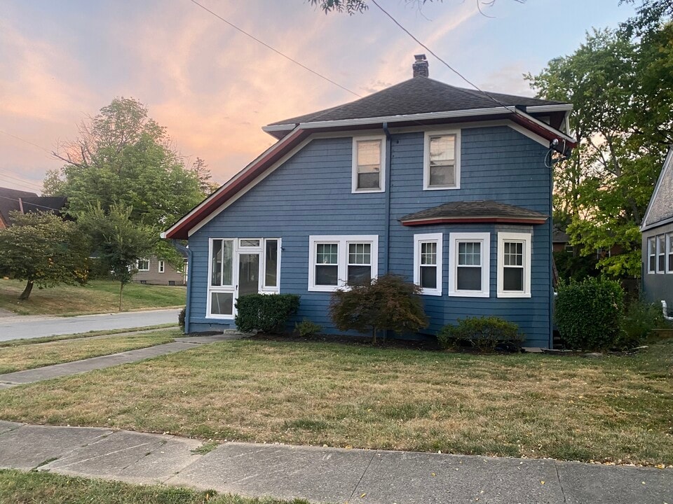 3375 Orion Ave in Cincinnati, OH - Foto de edificio