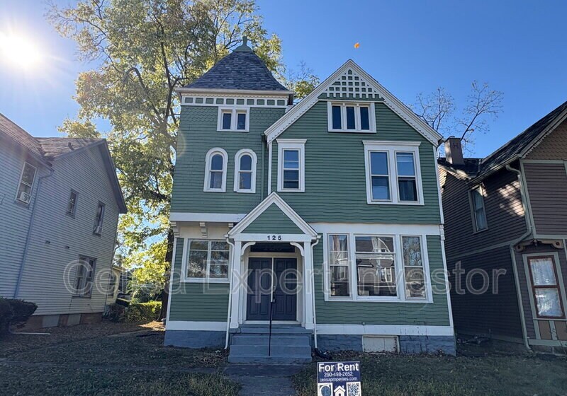 125 W Creighton Ave in Fort Wayne, IN - Building Photo