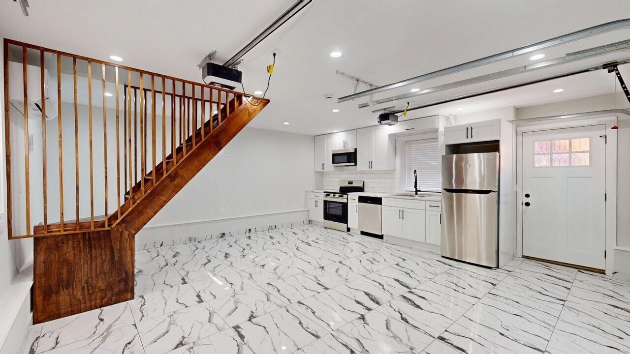 118 Osgood Ave in Staten Island, NY - Building Photo