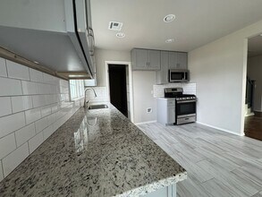 406 N Dogwood St in Owasso, OK - Building Photo - Building Photo