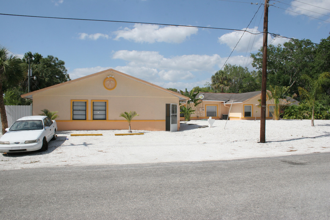 Cookie Cove Apartments in Venice, FL - Foto de edificio