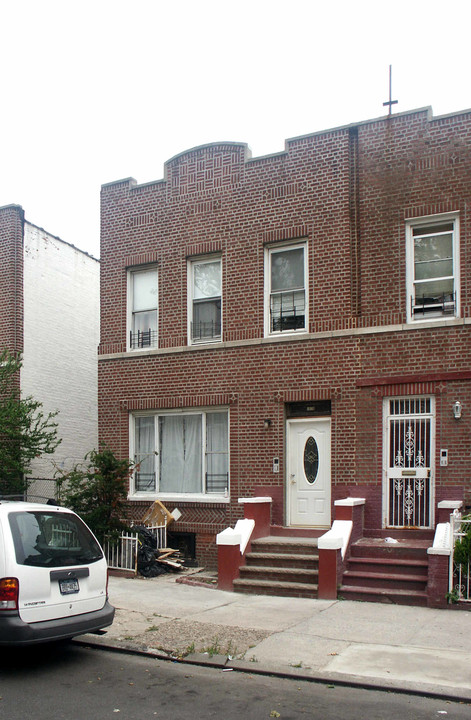 1020 Longfellow Ave in Bronx, NY - Building Photo