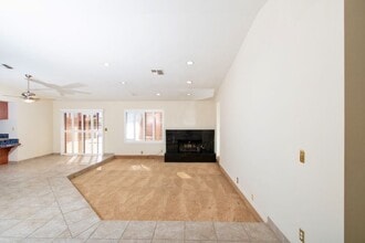 64337 Doral Dr in Desert Hot Springs, CA - Foto de edificio - Building Photo