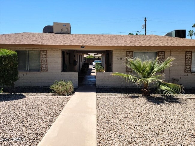 1223 W University Dr in Tempe, AZ - Building Photo - Building Photo