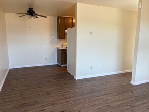 1218 Presioca St, Unit 1218 Presioca #2 in Spring Valley, CA - Foto de edificio - Building Photo