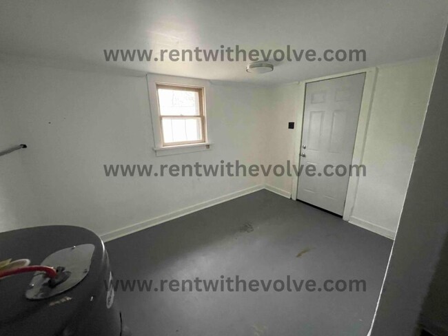 524 Browne St in Winchester, IN - Building Photo - Building Photo
