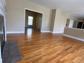 1253 NY-208 in Monroe, NY - Building Photo - Building Photo