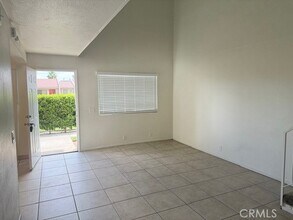 51025 Avenida Martinez in La Quinta, CA - Foto de edificio - Building Photo