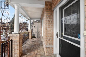 19 Abraham Ct in Ajax, ON - Building Photo - Building Photo