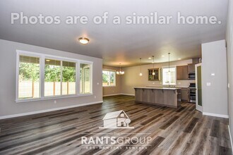 1417 89th Avenue Southeast in Tumwater, WA - Building Photo - Building Photo