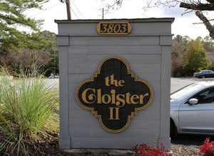 Cloister Apartments in Columbus, GA - Foto de edificio - Building Photo