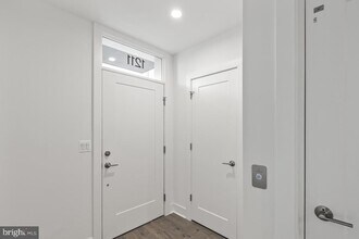 1211 Northside Park Blvd in Rockville, MD - Building Photo - Building Photo