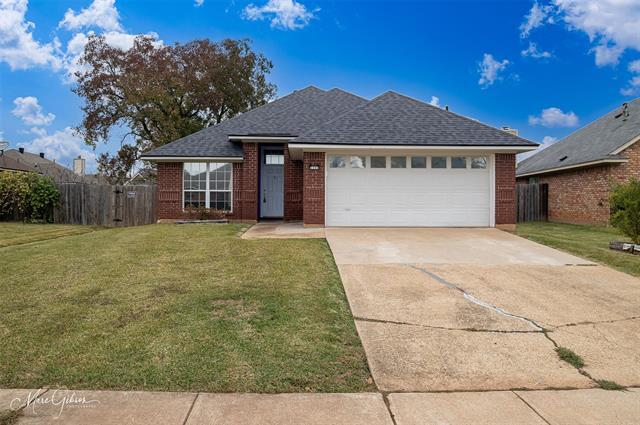 property at 3303 Salem Pl