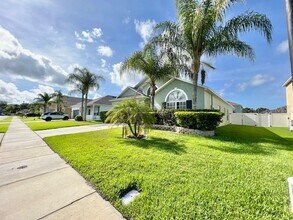 217 Marathon Ln in Sanford, FL - Building Photo - Building Photo