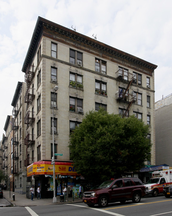 2236-2238 Amsterdam Ave in New York, NY - Building Photo