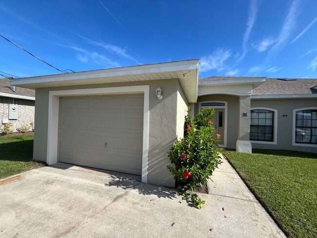 property at 5 Wood Amber Ln