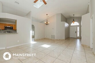 645 Basingstoke Ct in Kissimmee, FL - Building Photo - Building Photo