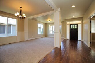 12281 SE Bari Ave in Happy Valley, OR - Building Photo - Building Photo