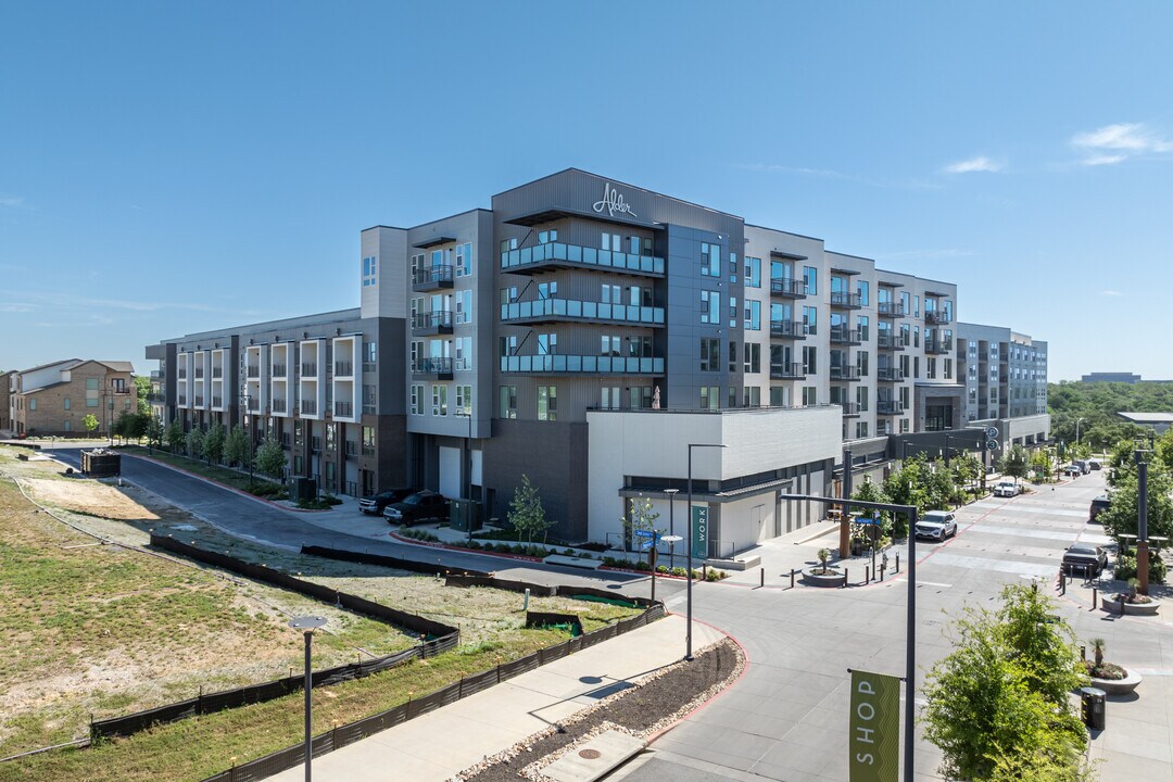 Alder at the Grove in Austin, TX - Foto de edificio