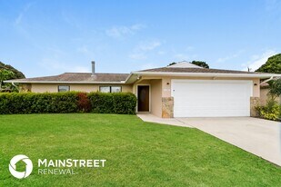 350 NE Genesee Ave in Port St. Lucie, FL - Building Photo