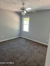 3550 Lubbock Dr in Hope Mills, NC - Building Photo - Building Photo