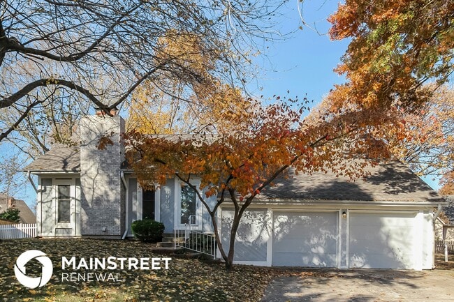 property at 6908 Parkhill Ct
