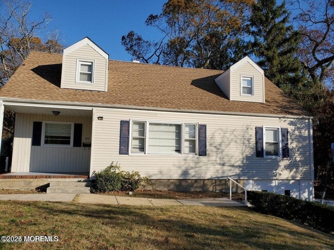 property at 259 Garfield Ave