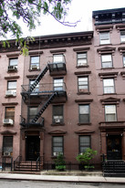 458 W 49th St Apartments