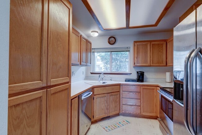 1250 SW Heller St in Oak Harbor, WA - Building Photo - Building Photo