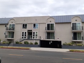 23906 Ocean Ave Apartments