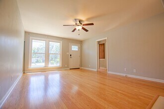 184 Kings Deer Dr in Clarksville, TN - Building Photo - Building Photo