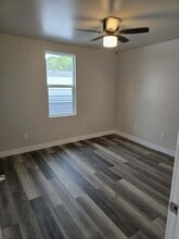 2222 W Dunlop St in San Diego, CA - Foto de edificio - Building Photo