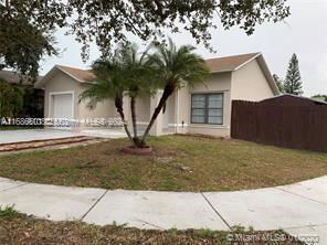 10454 SW 210th Terrace in Cutler Bay, FL - Building Photo - Building Photo