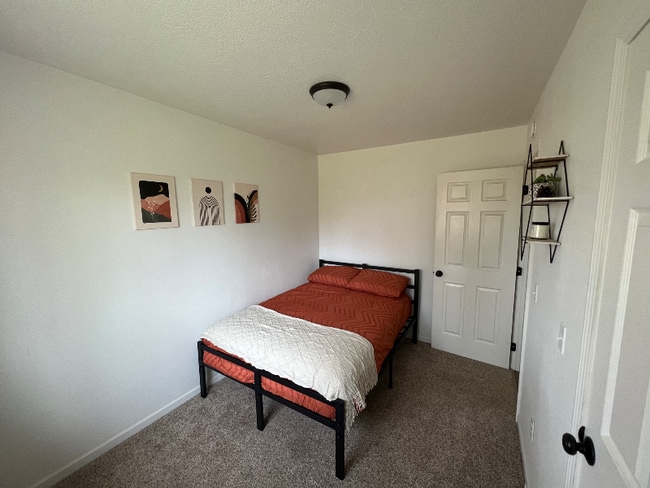 property at 48160 Rustic Ave