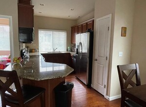 1218 100th Ct SE in Everett, WA - Building Photo - Building Photo