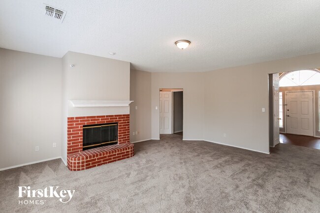1016 Chancellorsville Pkwy in Grand Prairie, TX - Building Photo - Building Photo