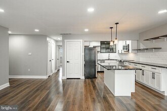 239 Smallwood Ct in West Chester, PA - Building Photo - Building Photo