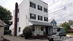 119 S 6th St-Unit -Lower in Lindenhurst, NY - Building Photo