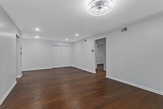 56 Maple Ln in Mount Arlington, NJ - Building Photo - Building Photo