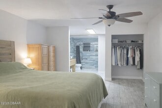 137 Gull Dr S in Daytona Beach, FL - Building Photo - Building Photo