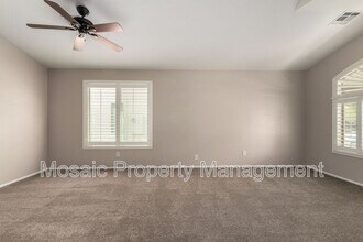 389 E Angeline Ave in San Tan Valley, AZ - Building Photo - Building Photo