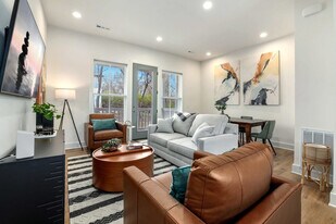 372 S Hill Ave in Fayetteville, AR - Building Photo