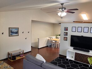 2451 W 44th St in Loveland, CO - Foto de edificio - Building Photo