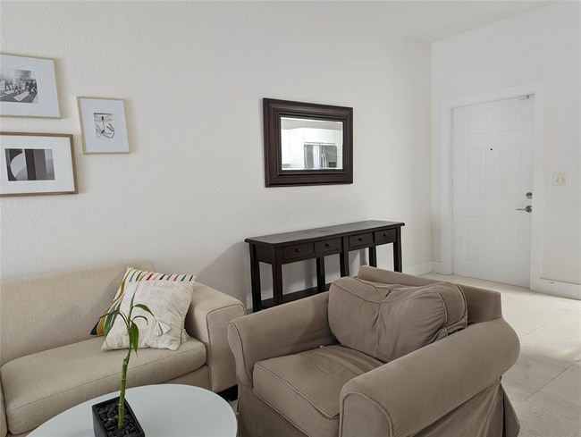 4102 Forest Dr in Weston, FL - Building Photo - Building Photo