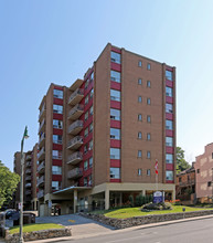 WESTGATE TOWERS II in Hamilton, ON - Building Photo - Building Photo