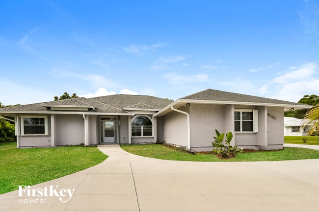 property at 2050 SE Elmhurst Rd