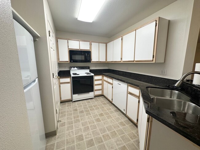 property at 1308-1332 SW Cheltenham St