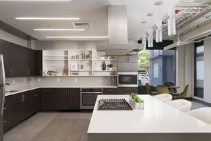 Cooper George in Spokane, WA - Building Photo